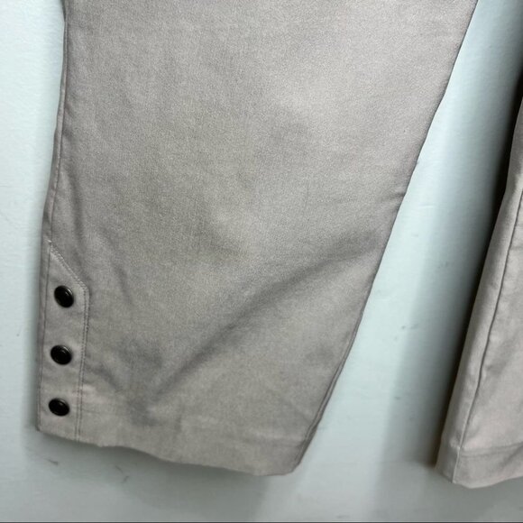 NORTHERN Reflections Beige Capris Size M Petite - Picture 4 of 9